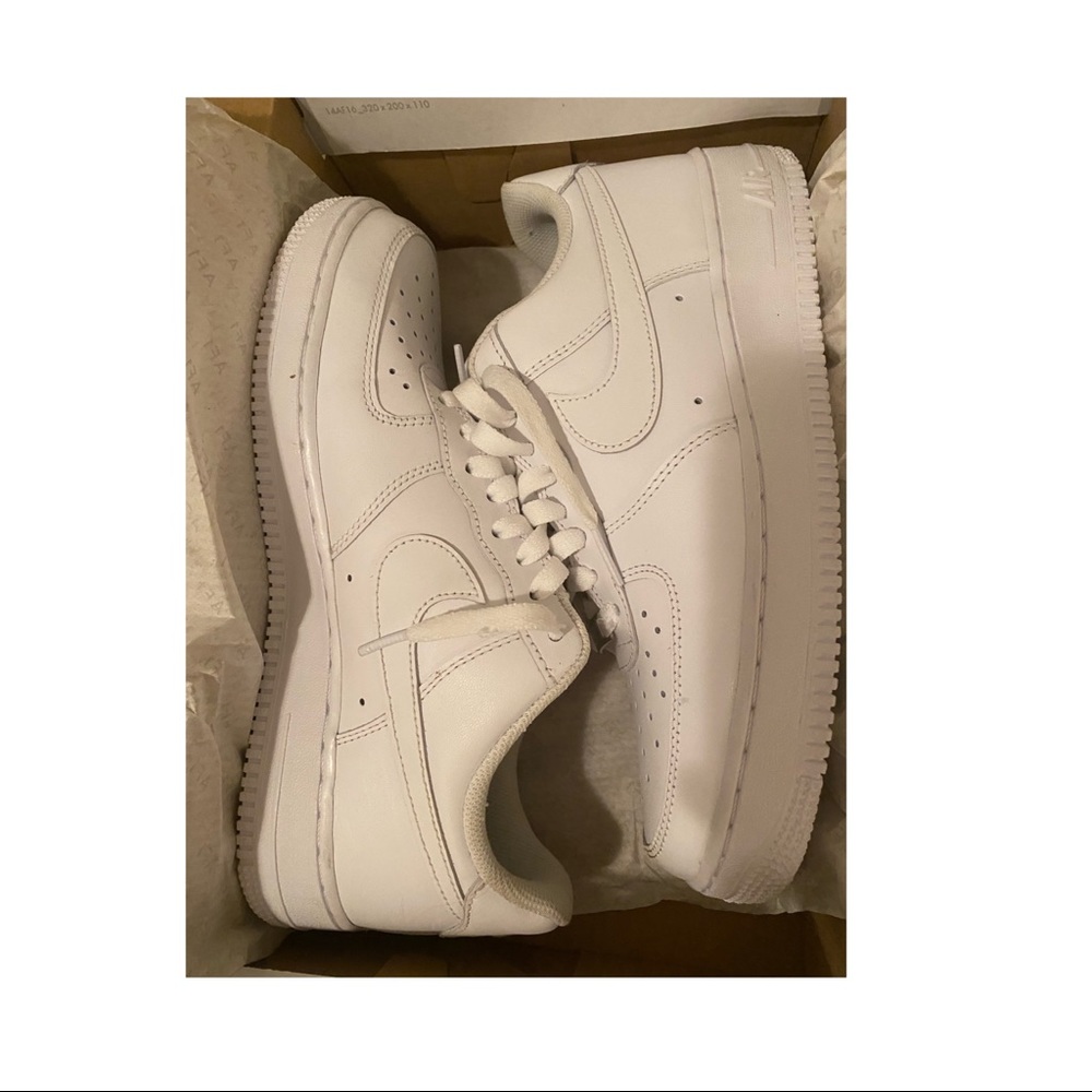 COPY - white air force 1’s